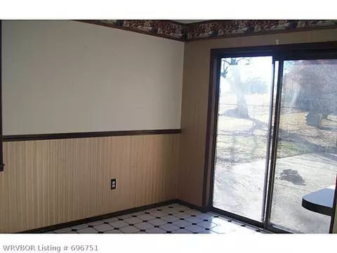 18 E Interstate Cir, Sallisaw, OK 74955 photo 6