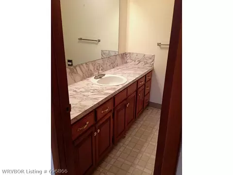 1914 N 45th Cir, Fort Smith, AR 72904 photo 6
