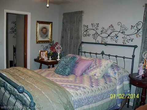1112 N 4th St, Paris, AR 72855 photo 5