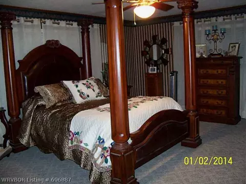 1112 N 4th St, Paris, AR 72855 photo 4