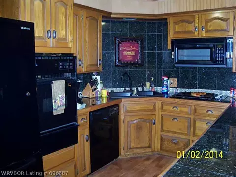 1112 N 4th St, Paris, AR 72855 photo 3