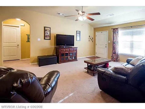 2508 Ridgeway Ln, Barling, AR 72923 photo 4