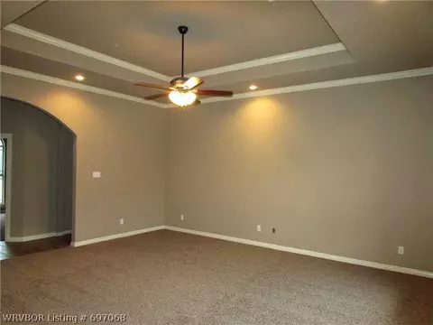1818 Yukon Dr, Barling, AR 72923 photo 2