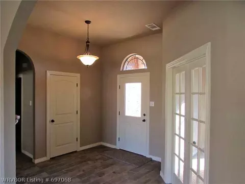 1818 Yukon Dr, Barling, AR 72923 photo 4