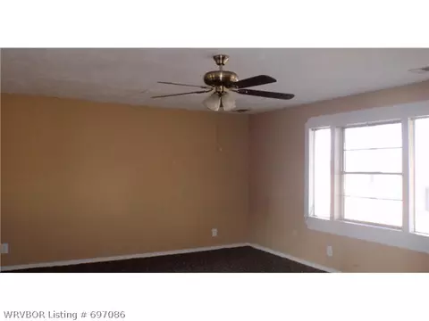 3200 Spring St, Fort Smith, AR 72904 photo 2