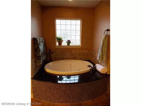 2703 Carly Dr, Lavaca, AR 72941 photo 9