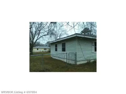 207 Turner Dr, Mena, AR 71953 photo 2