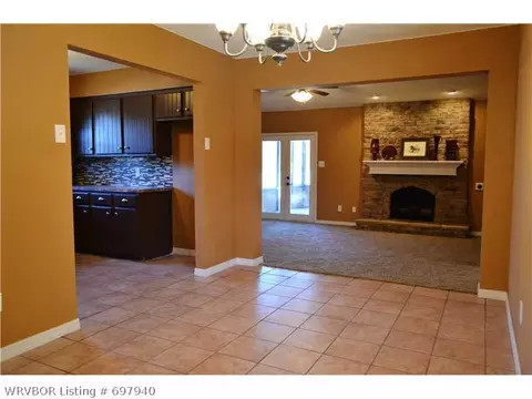 6201 Dallas St, Fort Smith, AR 72903 photo 4
