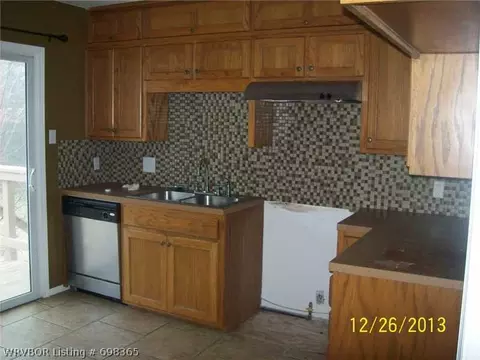 804 K St, Barling, AR 72923 photo 3