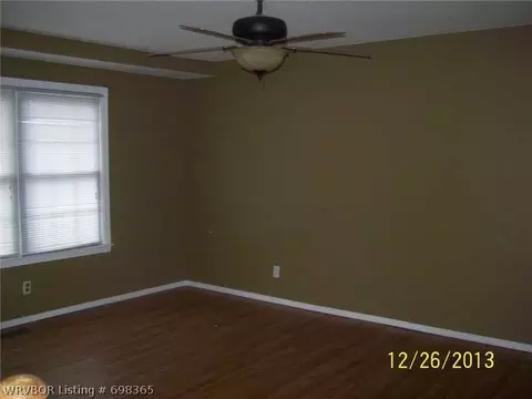 804 K St, Barling, AR 72923 photo 4