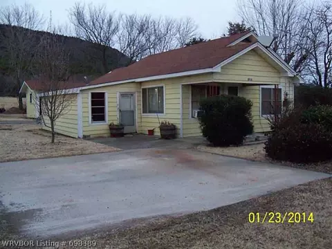 2713 W Walnut St, Paris, AR 72855 photo 2