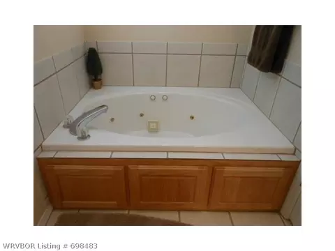 800 Jessie Dr, Lavaca, AR 72941 photo 12