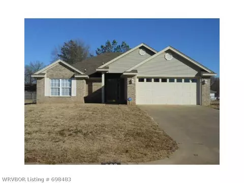 800 Jessie Dr, Lavaca, AR 72941 photo 1