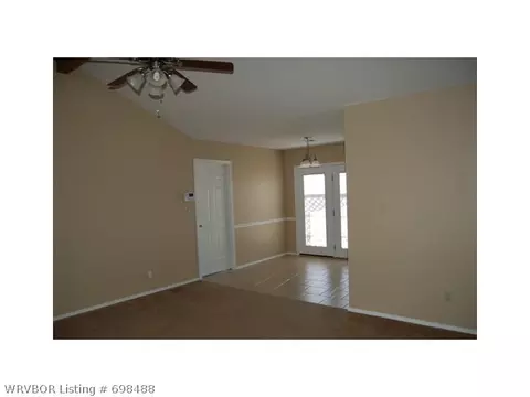 1015 Ruby Dr, Van Buren, AR 72956 photo 4