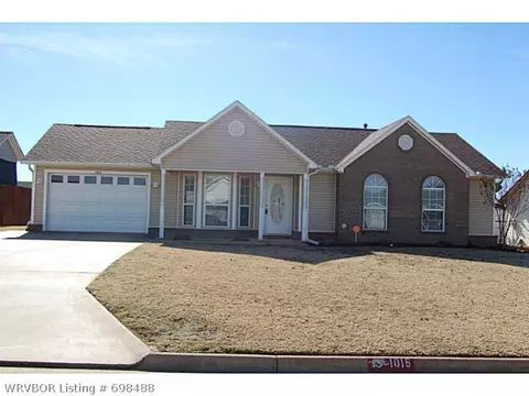 1015 Ruby Dr, Van Buren, AR 72956 photo 1