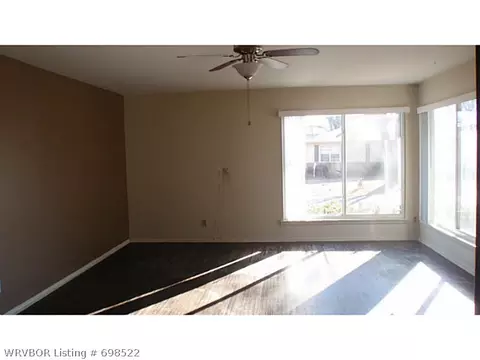 6907 S 10 St, Fort Smith, AR 72908 photo 2