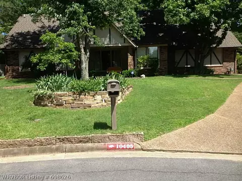 10405 Braemar Cir, Fort Smith, AR 72908 photo 1
