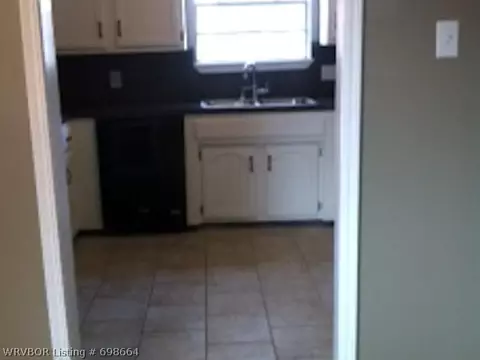 6207 S Carthage St, Fort Smith, AR 72903 photo 2