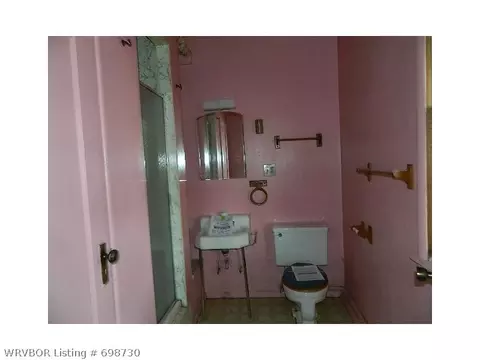 1204 H St, Barling, AR 72923 photo 8