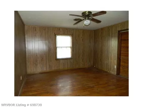 1204 H St, Barling, AR 72923 photo 5