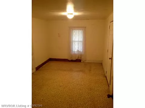 1011 E 6th St, Waldron, AR 72958 photo 10