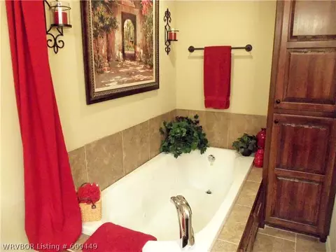 1810 Yukon Dr, Barling, AR 72923 photo 5
