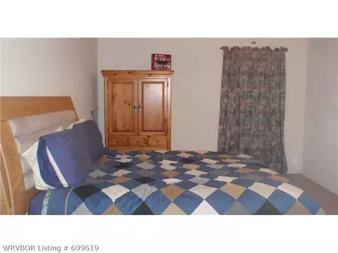 1505 Heather Cir, Barling, AR 72923 photo 5