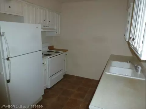 3300 Iola Ave, Fort Smith, AR 72908 photo 3