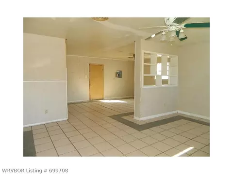 8123 Colony Ln, Fort Smith, AR 72908 photo 3