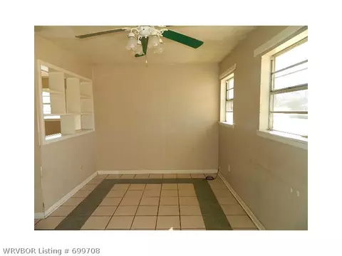 8123 Colony Ln, Fort Smith, AR 72908 photo 4