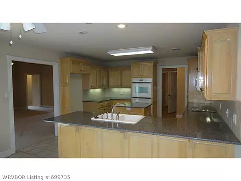 218 Hollywood Pl, Lavaca, AR 72941 photo 6