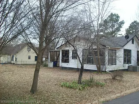 3328 N 28 St, Fort Smith, AR 72904 photo 1