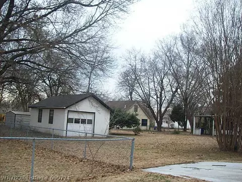 3328 N 28 St, Fort Smith, AR 72904 photo 2