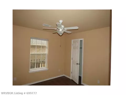 503 Riley Dr, Alma, AR 72921 photo 9