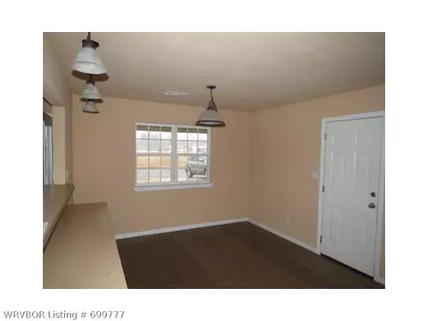 503 Riley Dr, Alma, AR 72921 photo 4