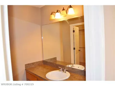 1811 Denali Way, Barling, AR 72923 photo 11