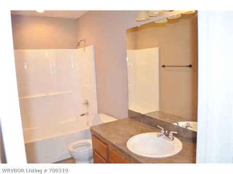 1811 Denali Way, Barling, AR 72923 photo 13