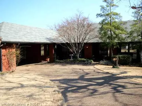 2015 Garner Ln, Fort Smith, AR 72901 photo 3
