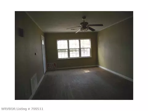 414 N 36th St, Fort Smith, AR 72904 photo 2