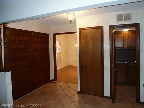 7622 Dover Pl, Fort Smith, AR 72903 photo 2