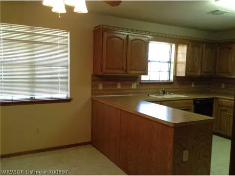 8901 Timberlyn Way, Fort Smith, AR 72908 photo 6