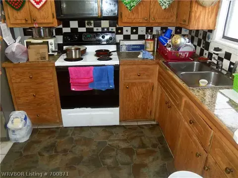 3201 Spradling Ave, Fort Smith, AR 72901 photo 3