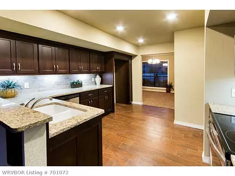 1505 Oak Knolls Cir, Fort Smith, AR 72903 photo 5