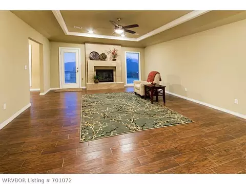 1505 Oak Knolls Cir, Fort Smith, AR 72903 photo 2
