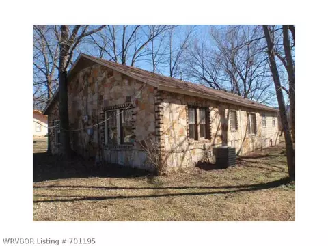 19 N Olive St, Hartford, AR 72938 photo 14