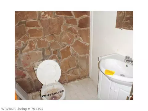 19 N Olive St, Hartford, AR 72938 photo 7
