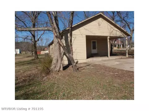 19 N Olive St, Hartford, AR 72938 photo 16