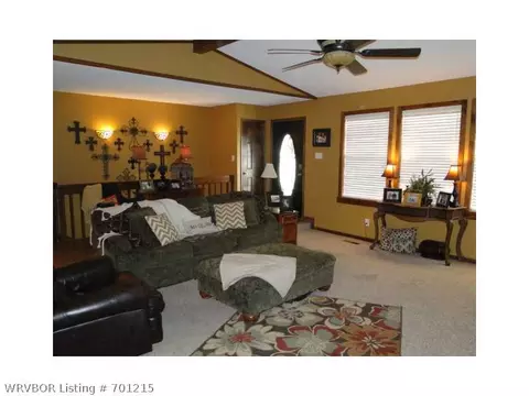 506 E Pasadena St, Greenwood, AR 72936 photo 5