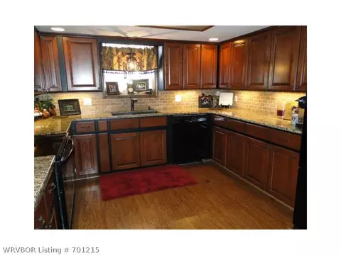 506 E Pasadena St, Greenwood, AR 72936 photo 7