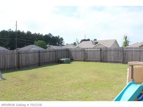 315 Colony Ct, Barling, AR 72923 photo 12